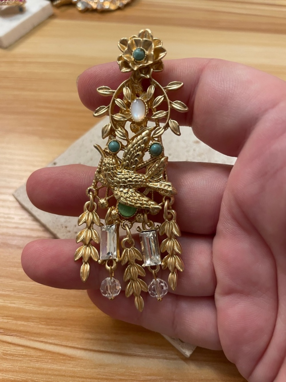 Ornate Bird Brooch Pendant Gold Green Cabochon Crystal Drop Statement Jewelry - Picture 6 of 6